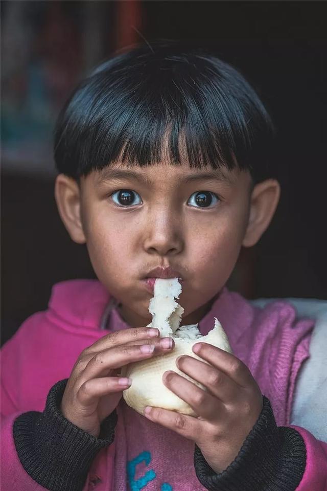 熱點 | 慶共和國70年華誕，展新時代職工風采！全國財貿輕紡煙草行業職工攝影作品巡展開幕